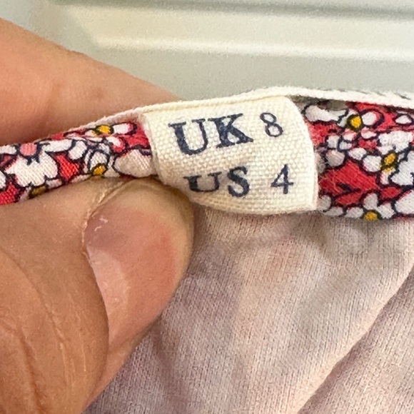 Jack Wills Ditzy Floral Cotton Button Up Patch Pockets Mini Skirt, Size 4 - Picture 5 of 9